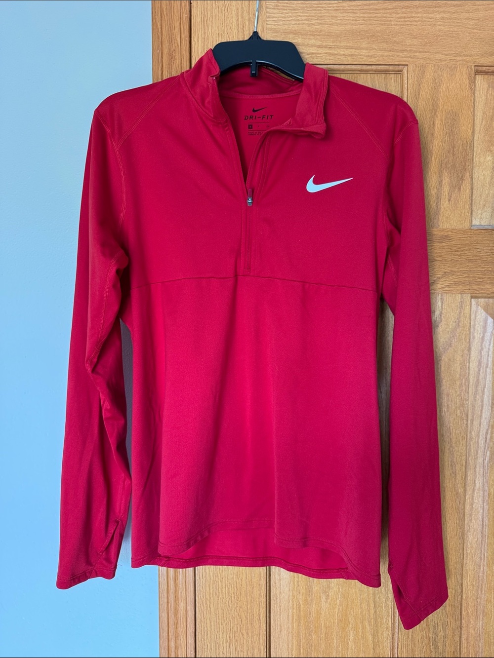 Nike Men’s Red Long-Sleeve Dri-FIT Half-Zip Pullover